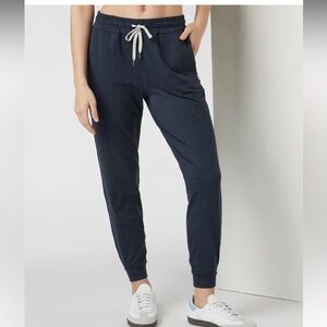 VUORI NAVY performance jogger SMALL